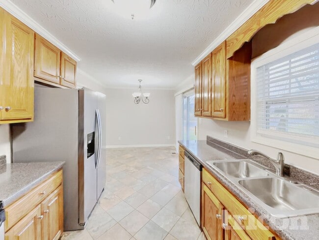 Photo - 146 Abbey Rd