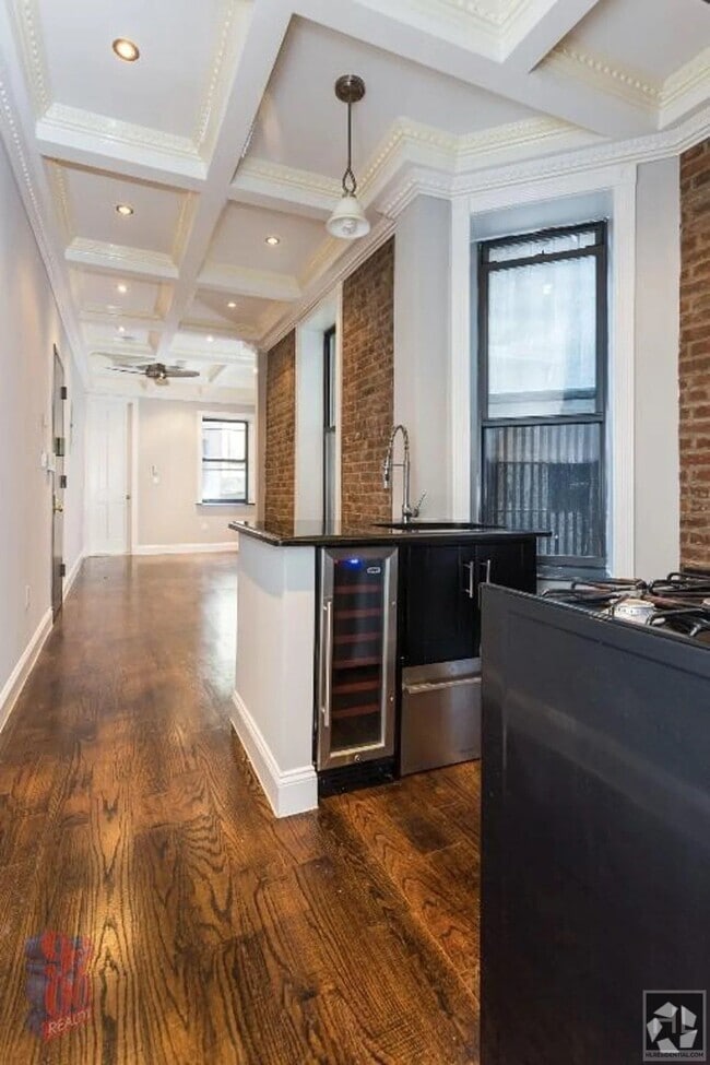Building Photo - W 108th St Unit A Rental
