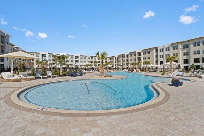 Building Photo - Botanic Miramar Beach