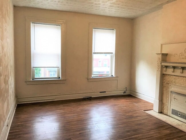 Photo - East Liberty - Apartments For Rent In Pittsburgh Unit 2