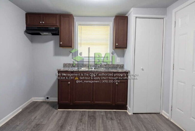 Photo - 262 Mason St