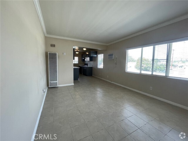 Building Photo - 5156 Canoga St Rental