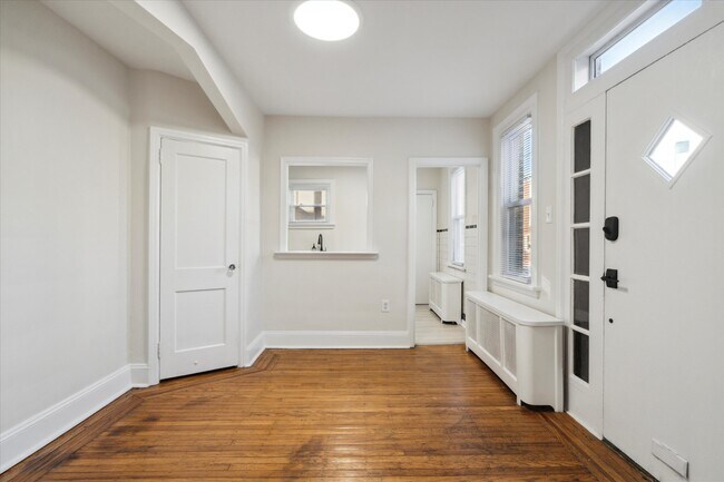 Photo - 1730 Memphis St