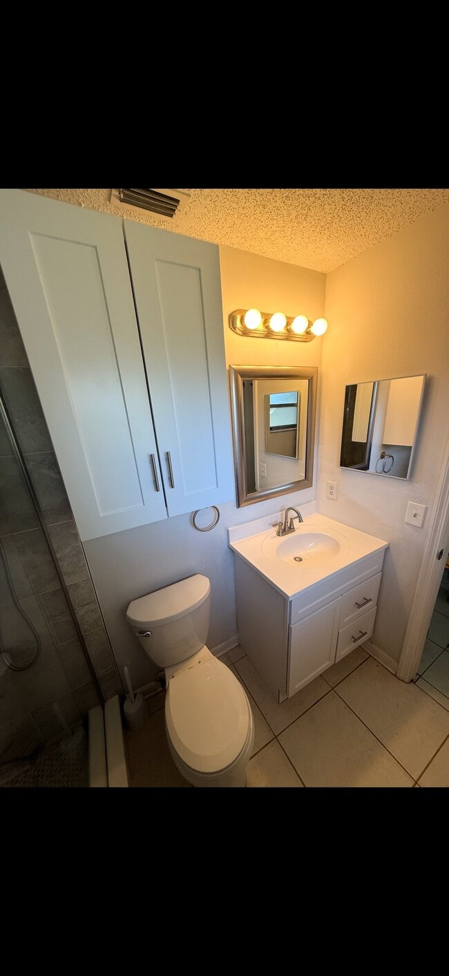 Photo - 7102 Daggett Terrace