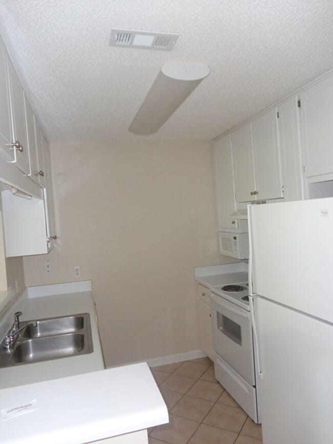 Photo - 137 Commons Dr Unit 1