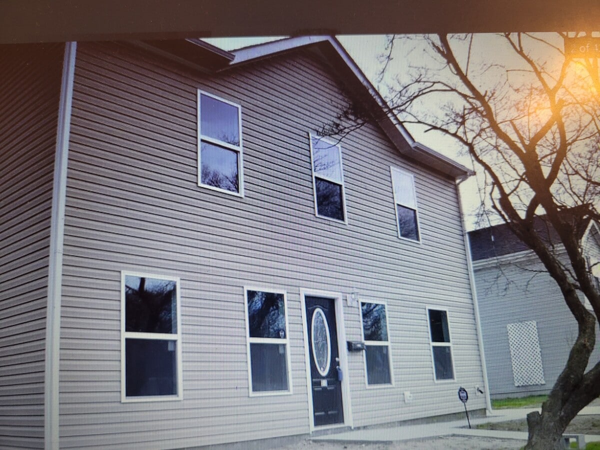 Photo - 513 Stockton Rd House