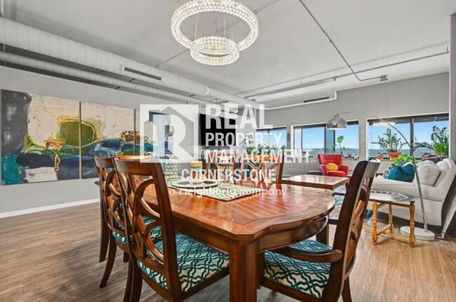 Building Photo - 125 S Kalamazoo Mall Unit 608