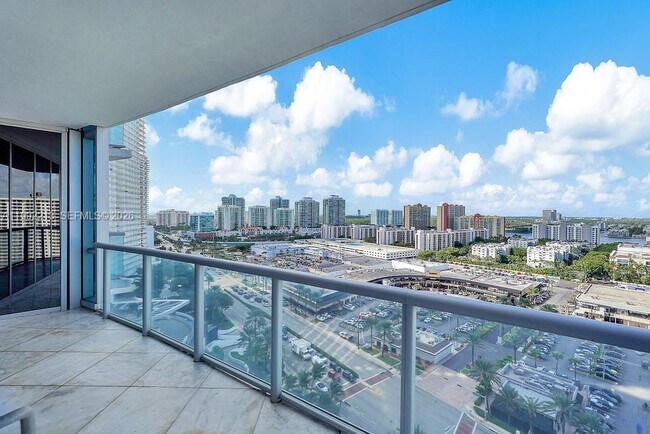 Photo - 17121 Collins Ave Unidad 1808