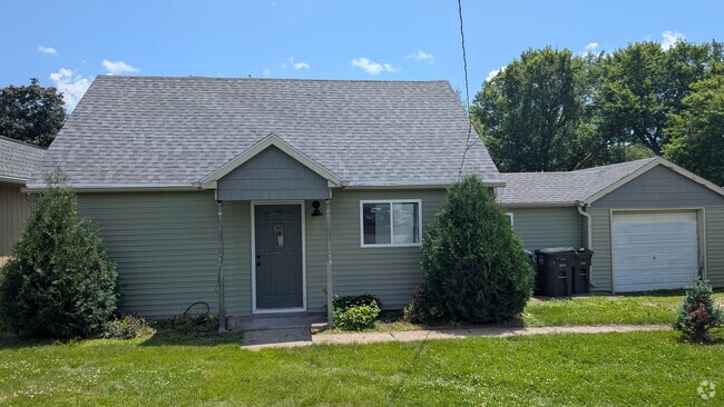 Building Photo - 1602 Army Post Rd Rental