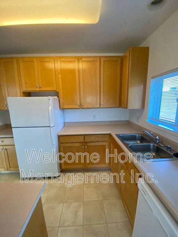 Photo - 1426 Henry St