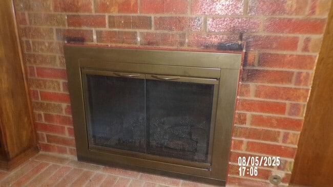 Photo - Fantastic Redo located in Terrace Hills.3r...