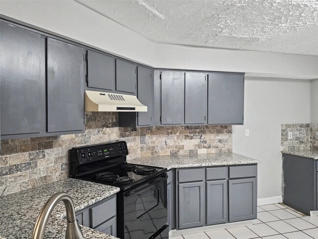Photo - 4211 Falcon Meadow Dr
