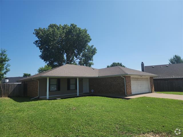 Building Photo - 208 Cambridge Dr Rental