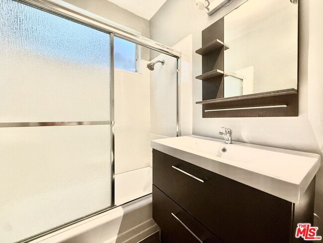 Photo - 127 Loma Vista St Unidad 5