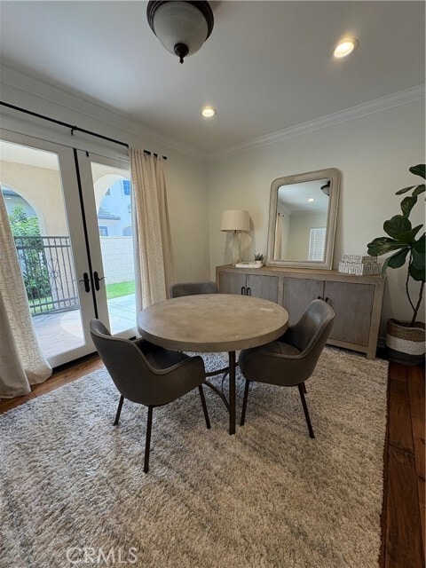 Photo - 72 Downing St