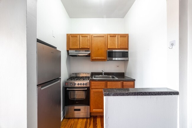 Photo - 948 W Cuyler Ave Unidad 115