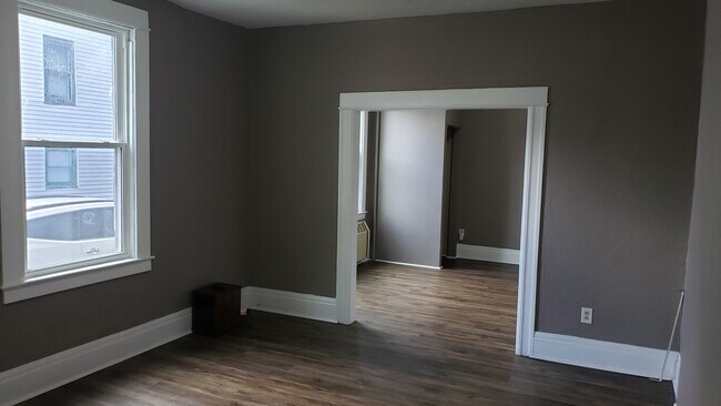 Photo - 909 Washington St Apartments Unit 1