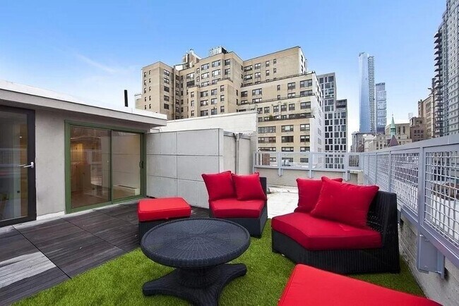 Photo - 234 E 23rd St Unit 6B