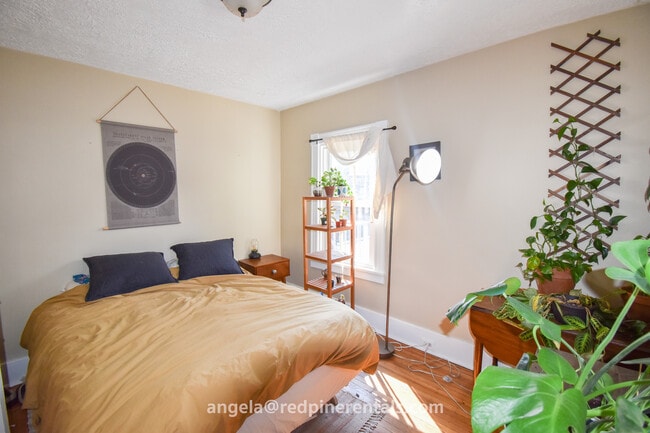 Photo - 5930 Elwood St Unit 3