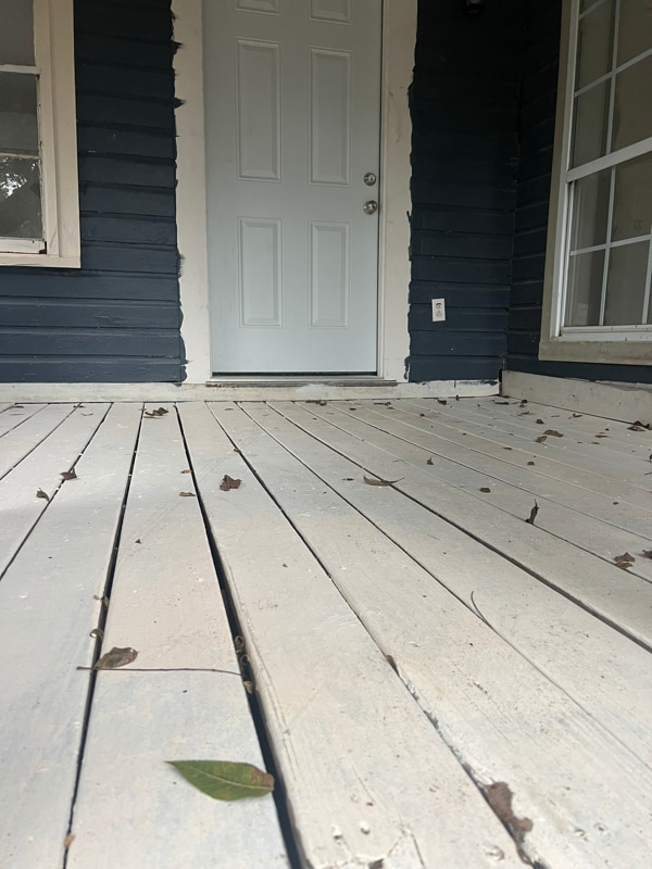 Photo - 526 10th Ave