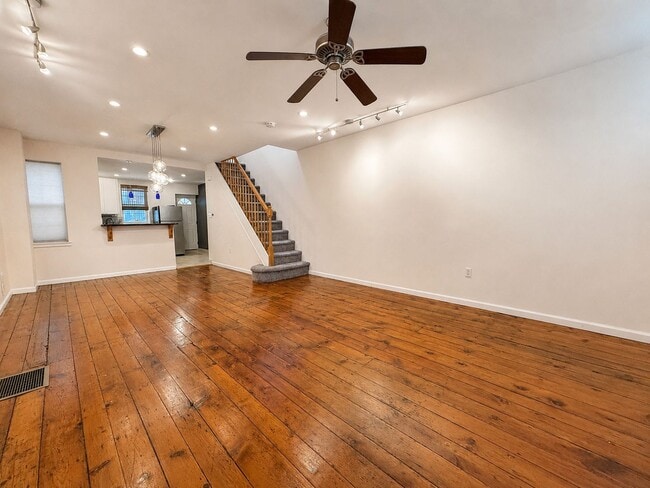 Photo - Spacious 2BR Townhome with Private Backyard in Graduate Hospital