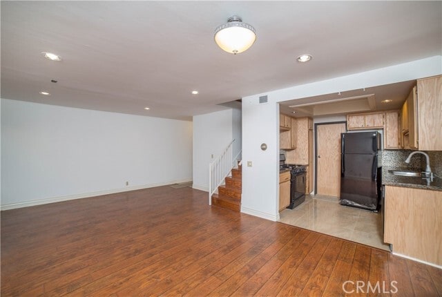 Photo - 5291 Colodny Dr Unit 9