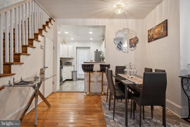 Photo - 1124 Christian St
