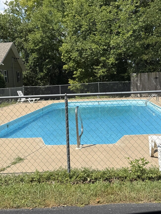 Photo - 428 Kays Ln Unit 1d