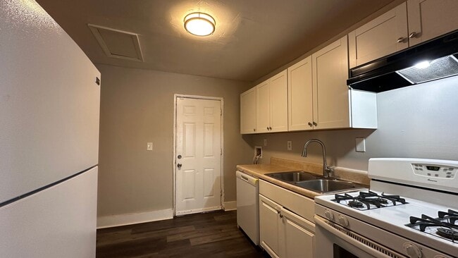 Photo - 2904 8th St Unit 2910 8th St