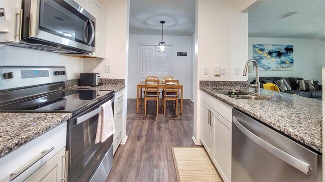 Photo - 3705 SW 27th St Unidad 224