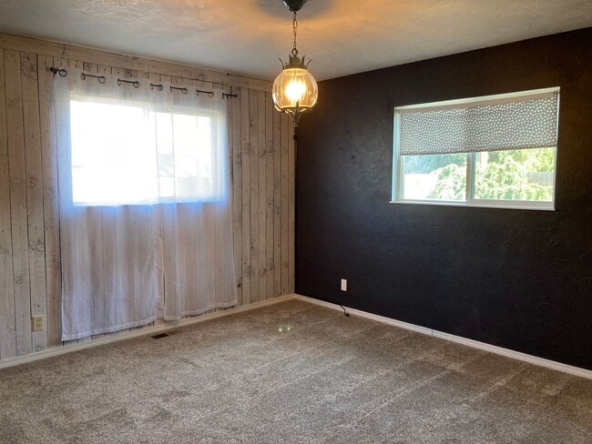 Photo - Kennewick Location w/a Country Flare!