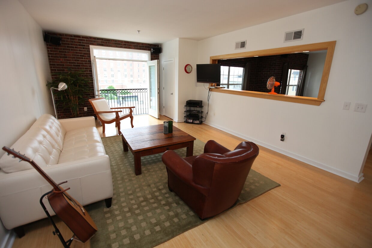 Photo - 800 Peachtree St NE (Atlanta, GA)