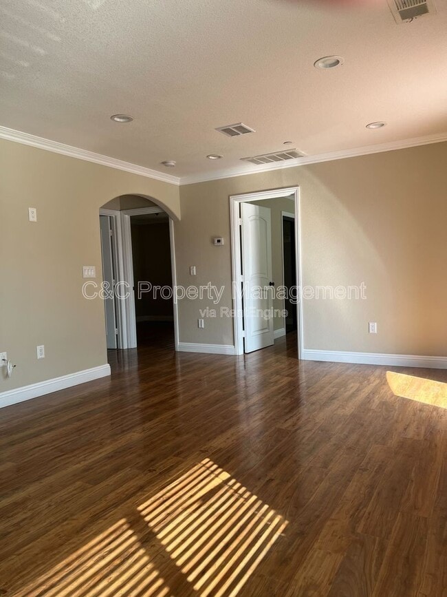 Photo - 1445 1/2 South Sunol Drive