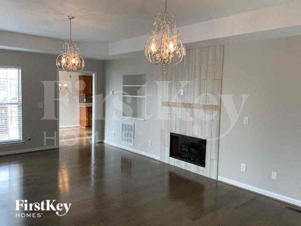 Photo - 4932 Kerri Ln