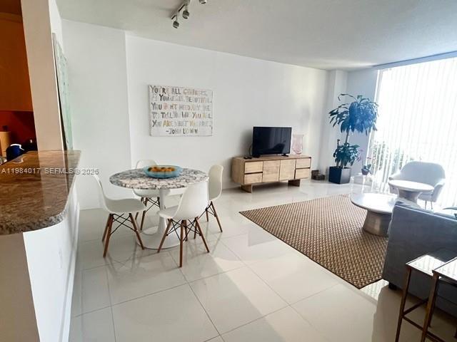 Photo - 18800 NE 29th Ave Unit 1021