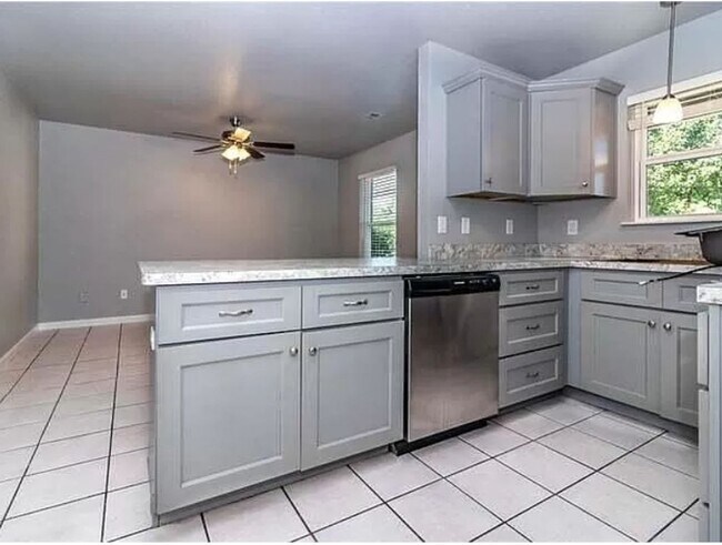 Photo - ARFAY TOWNHOMES AT W MOAN PLACE Unidad 581