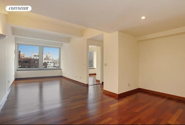 Building Photo - 305 E 63rd St