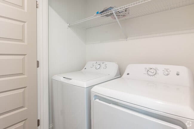 UNIDAD 2 - LAVANDERÍA EN LA UNIDAD - Arch Street Condominiums