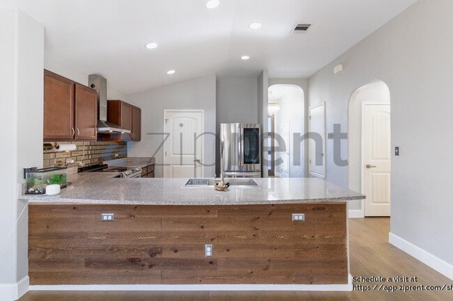 Photo - 19004 Mangan Way