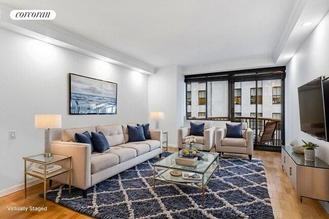 Building Photo - 45 E 25th St