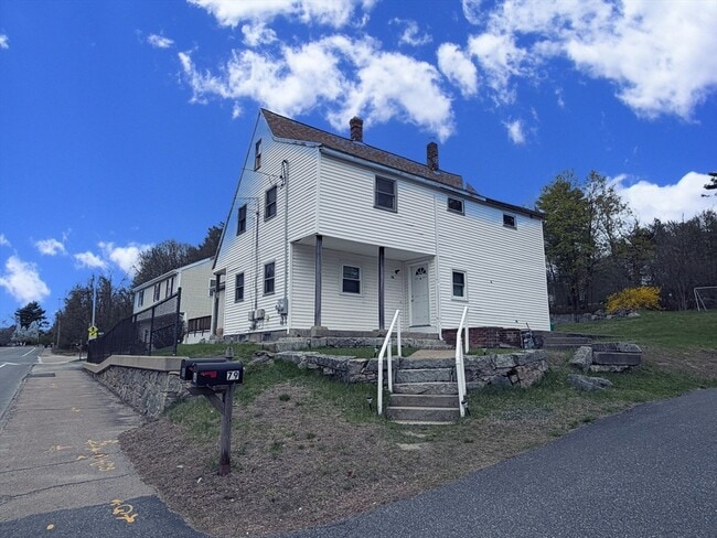 Building Photo - 79 N Main St Unit A