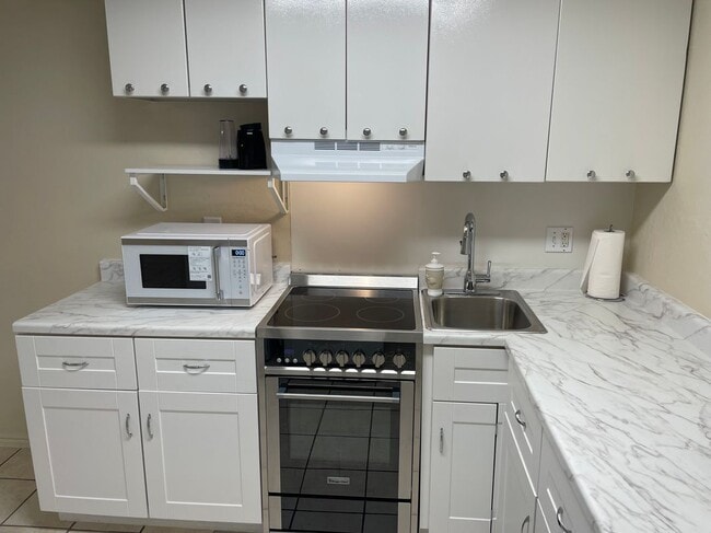 Photo - 5712 Padre Blvd