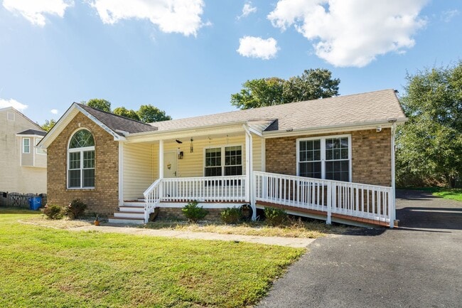 Photo - Recently Renovated 3 Bedroom Home in North...