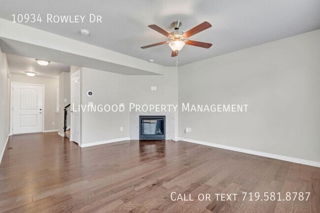 Photo - 10934 Rowley Dr
