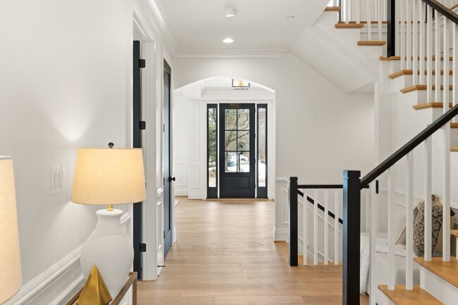 Photo - 8309 Loring Dr