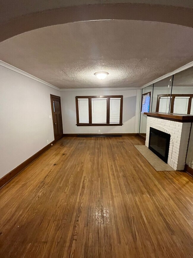 Photo - 3 bedroom home available in Rockford