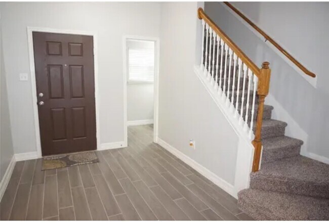 Photo - 16019 Summerville Lake Dr