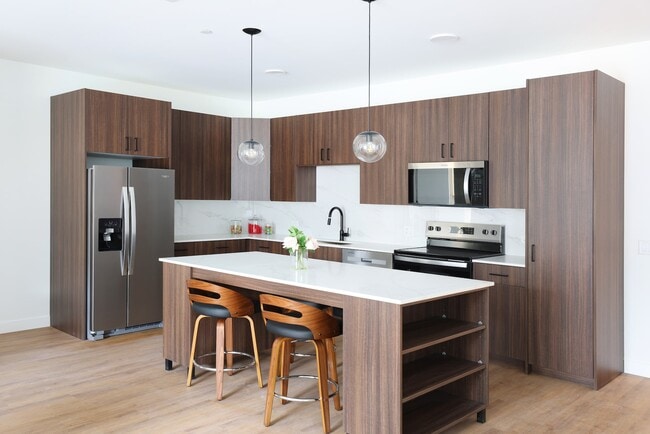 Building Photo - Yorktown Reserve