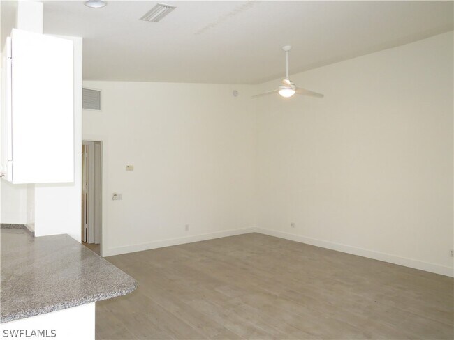 Photo - 3387 Cayman Ln