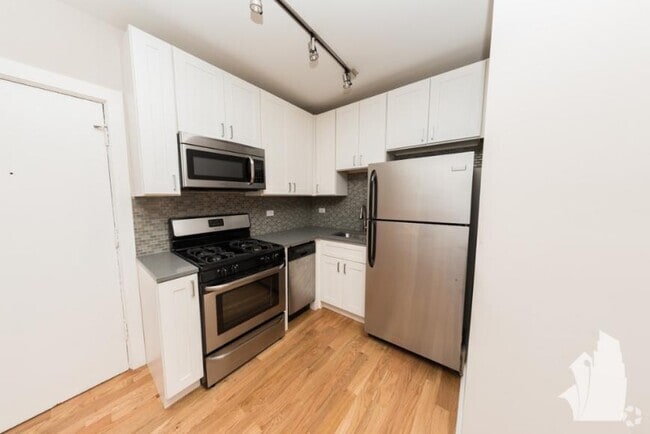 Building Photo - 0 bedroom in Chicago IL 60647 Unit 110 Rental